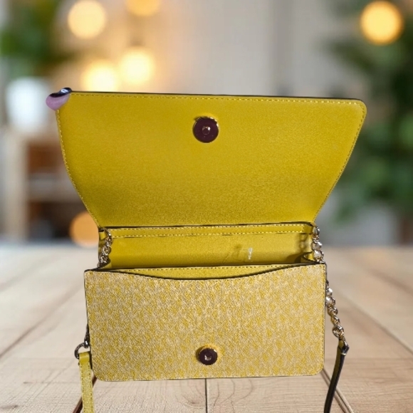 Michael Kors Logo Canvas Crossbody Bag – Honey - Picture 7 of 7